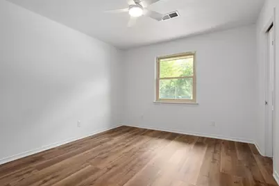 224 W Lanett Drive, DeSoto, TX 75115 - Photo 17