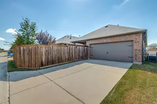 2433 Larimar Dr, Little Elm, TX 76227 - Photo 25