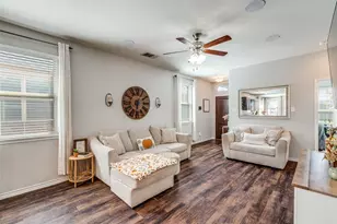 2433 Larimar Dr, Little Elm, TX 76227 - Photo 5