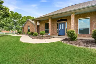 2717 Aston Meadows Dr, Haslet, TX 76052 - Photo 3
