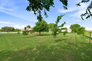 2717 Aston Meadows Dr, Haslet, TX 76052 - Photo 35