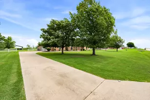 2717 Aston Meadows Dr, Haslet, TX 76052 - Photo 37
