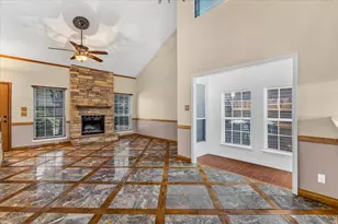 215 Ironbark Dr, Arlington, TX 76018 - Photo 13
