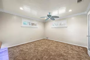 412 Spinner Rd, DeSoto, TX 75115 - Photo 7
