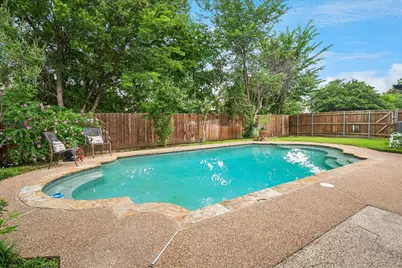 3912 Brookside Drive, Bedford, TX 76021 - Photo 23