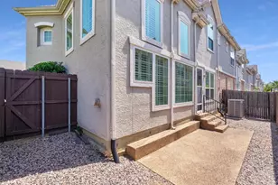 2548 Corbeau Dr, Irving, TX 75038 - Photo 37