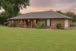 2346 Co Rd 319, Terrell, TX 75161 - Photo 1