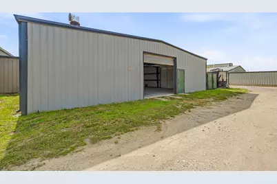 1024 Us-377 #A, Pilot Point, TX 76258 - Photo 23