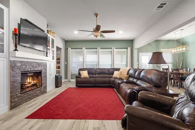 3667 Rolling Meadows Drive, Grand Prairie, TX 76065 - Photo 5