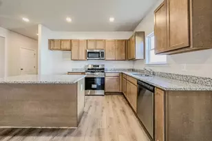 4340 Brayfield Rd, Fort Worth, TX 76107 - Photo 13