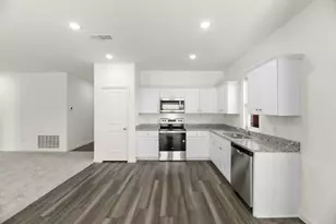 10308 Holy Cross Ln, Fort Worth, TX 76036 - Photo 15
