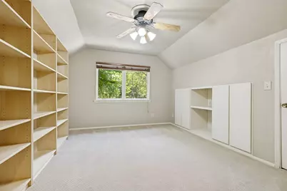 10115 Chesterton Drive, Dallas, TX 75238 - Photo 27