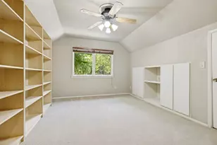10115 Chesterton Dr, Dallas, TX 75238 - Photo 27