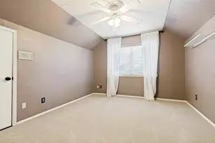 10115 Chesterton Dr, Dallas, TX 75238 - Photo 21