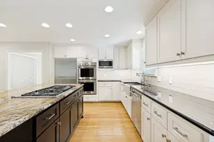 10115 Chesterton Dr, Dallas, TX 75238 - Photo 15