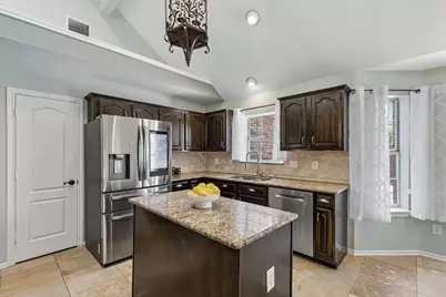 1733 Steamboat Drive, Plano, TX 75025 - Photo 9