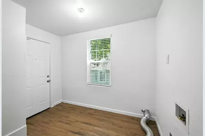 903 W Baker Street, Denison, TX 75020 - Photo 9