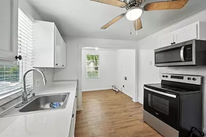 903 W Baker Street, Denison, TX 75020 - Photo 3