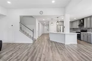 1011 Castroville Dr, Forney, TX 75126 - Photo 15