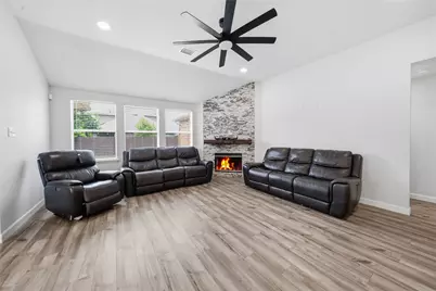 1011 Castroville Drive, Forney, TX 75126 - Photo 17
