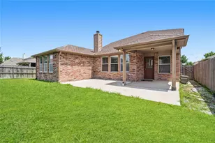 1011 Castroville Dr, Forney, TX 75126 - Photo 33