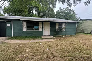 2447 E Pentagon Pkwy, Dallas, TX 75241 - Photo 1