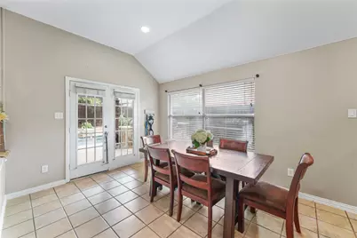 2413 Shorewood Court, Rowlett, TX 75088 - Photo 9