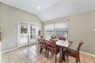 2413 Shorewood Ct, Rowlett, TX 75088 - Photo 9