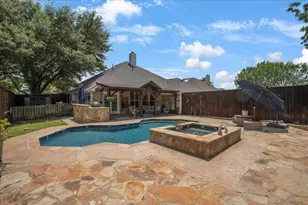 2413 Shorewood Ct, Rowlett, TX 75088 - Photo 3