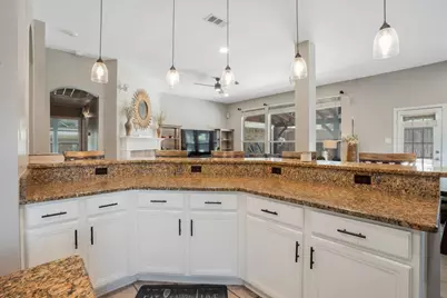2413 Shorewood Court, Rowlett, TX 75088 - Photo 11