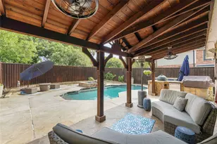2413 Shorewood Ct, Rowlett, TX 75088 - Photo 3