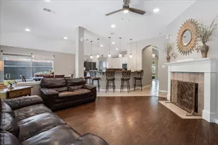 2413 Shorewood Ct, Rowlett, TX 75088 - Photo 5