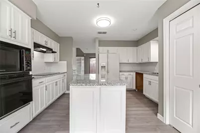 6205 Bellaire Drive S, Fort Worth, TX 76132 - Photo 5