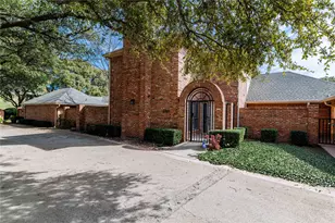 6205 Bellaire Dr S, Fort Worth, TX 76132 - Photo 3