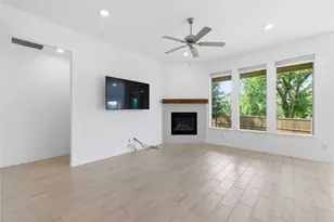 5325 Riverwalk Pkwy, Garland, TX 75040 - Photo 7