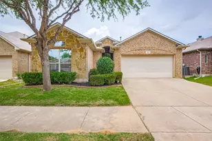 1104 Nora Ln, Denton, TX 76210 - Photo 1
