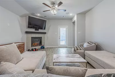 579 Ruthye Lane, Pilot Point, TX 76258 - Photo 19