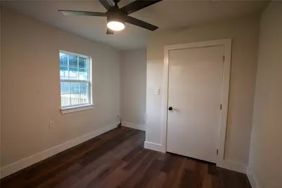 503 E Roosevelt Avenue, Whitney, TX 76692 - Photo 7