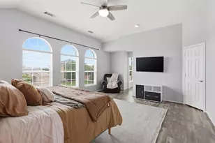 14037 Fontana Rd, Fort Worth, TX 76262 - Photo 7