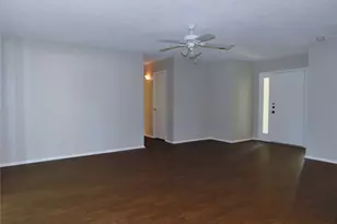1401 Noble St, Denton, TX 76209 - Photo 7