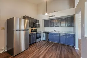415 Justice Dr, Cedar Hill, TX 75104 - Photo 5
