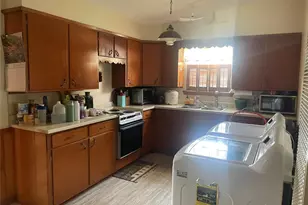 1140 W Forest St, Munday, TX 76371 - Photo 13