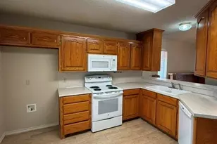 1097 Lytle Creek Dr, Abilene, TX 79602 - Photo 7