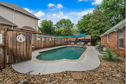 1910 Skipaway Drive, Rowlett, TX 75088 - Photo 31