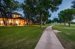 2034 Hillcrest Ct, McKinney, TX 75072 - Photo 21