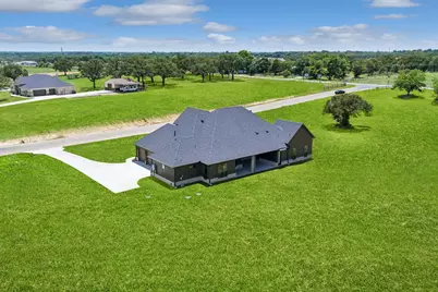 105 Desperado Way, Weatherford, TX 76088 - Photo 35