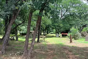 2429 County Rd 427A, Cleburne, TX 76031 - Photo 11