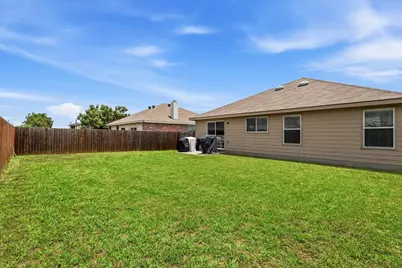 1637 Dream Catcher Way, Krum, TX 76249 - Photo 37