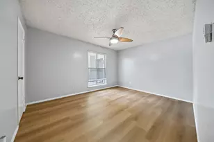 4211 Holland Ave, Dallas, TX 75219 - Photo 17