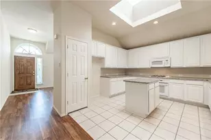 2424 Brycewood Ln, Plano, TX 75025 - Photo 7